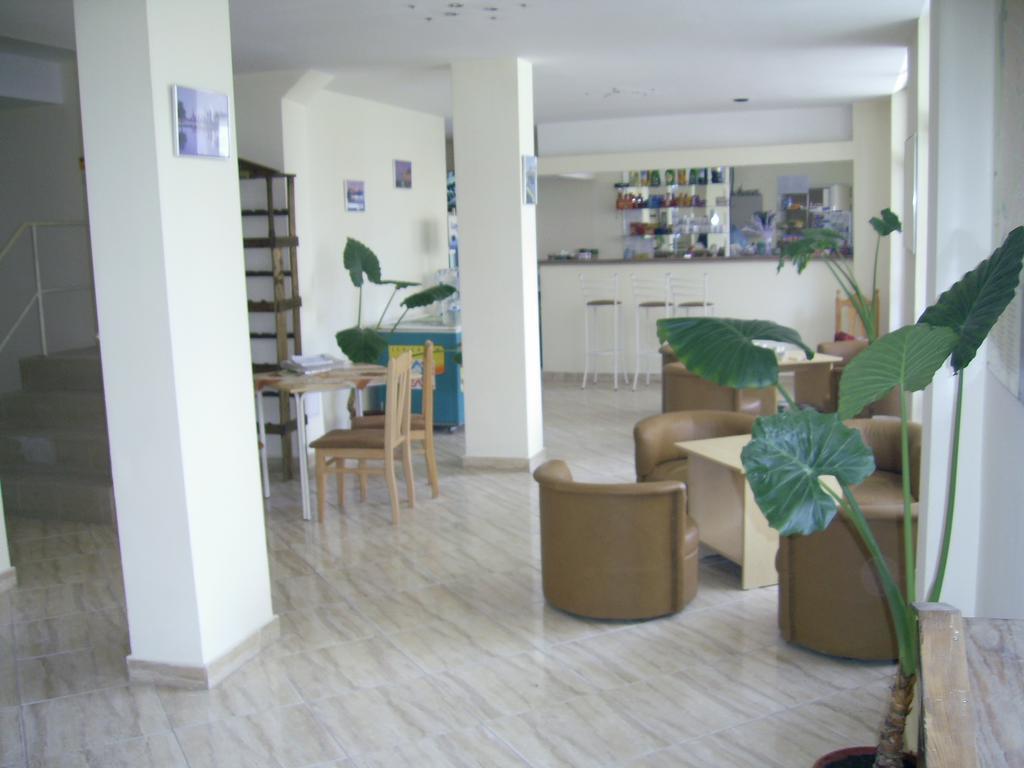 Complex Laguna-Kantardzhiev Primorsko Exterior photo